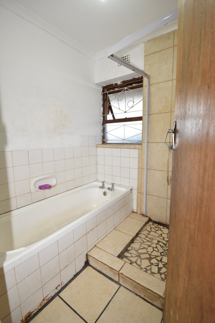 6 Bedroom Property for Sale in Norwood Western Cape